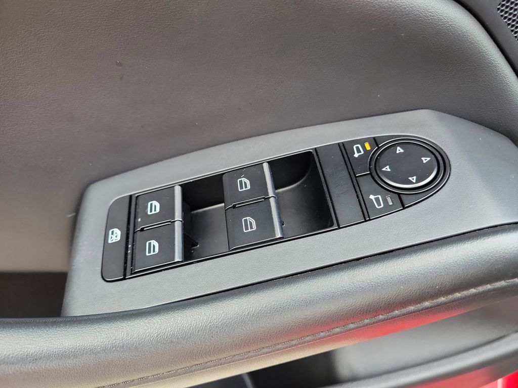 Used 2023 MAZDA MAZDA3 s image 16