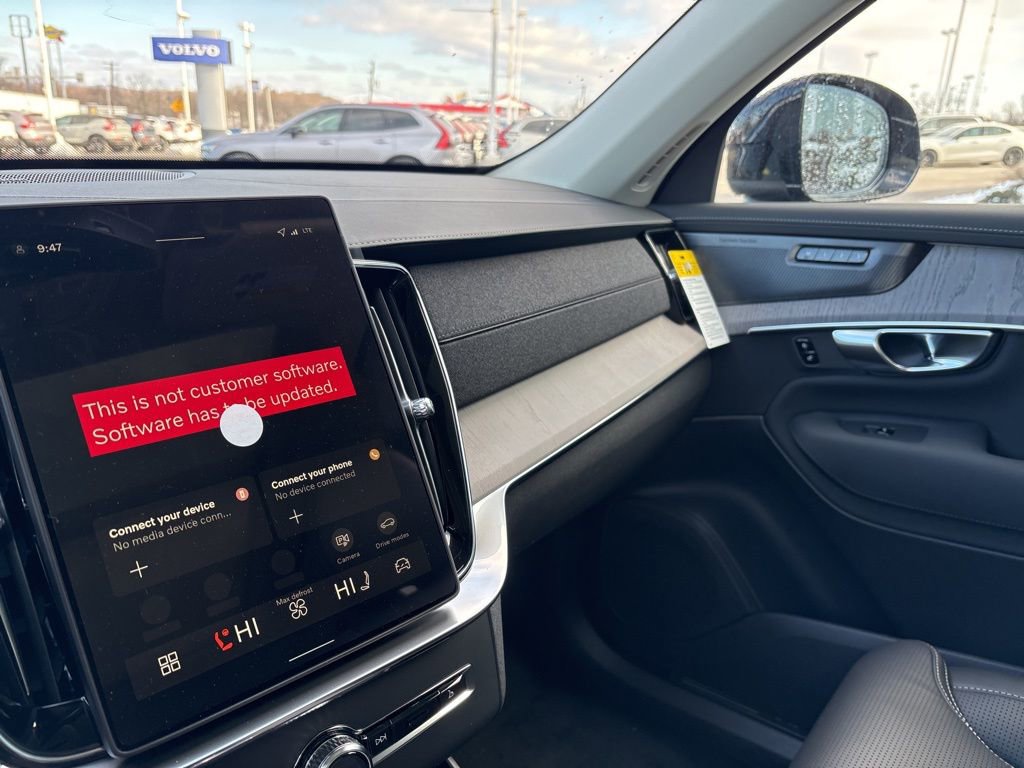 New 2026 Volvo XC90 T8 Ultra w/ Protection Package Premier image 30