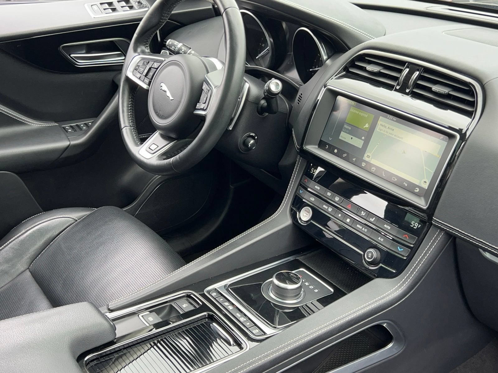 Used 2020 Jaguar F-PACE R-Sport AWD/4WD image 17