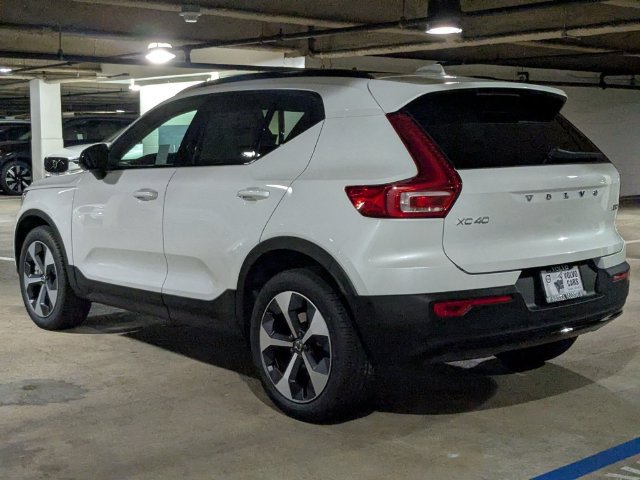 New 2026 Volvo XC40 B5 Plus w/ Protection Package Premier AWD/4WD image 5