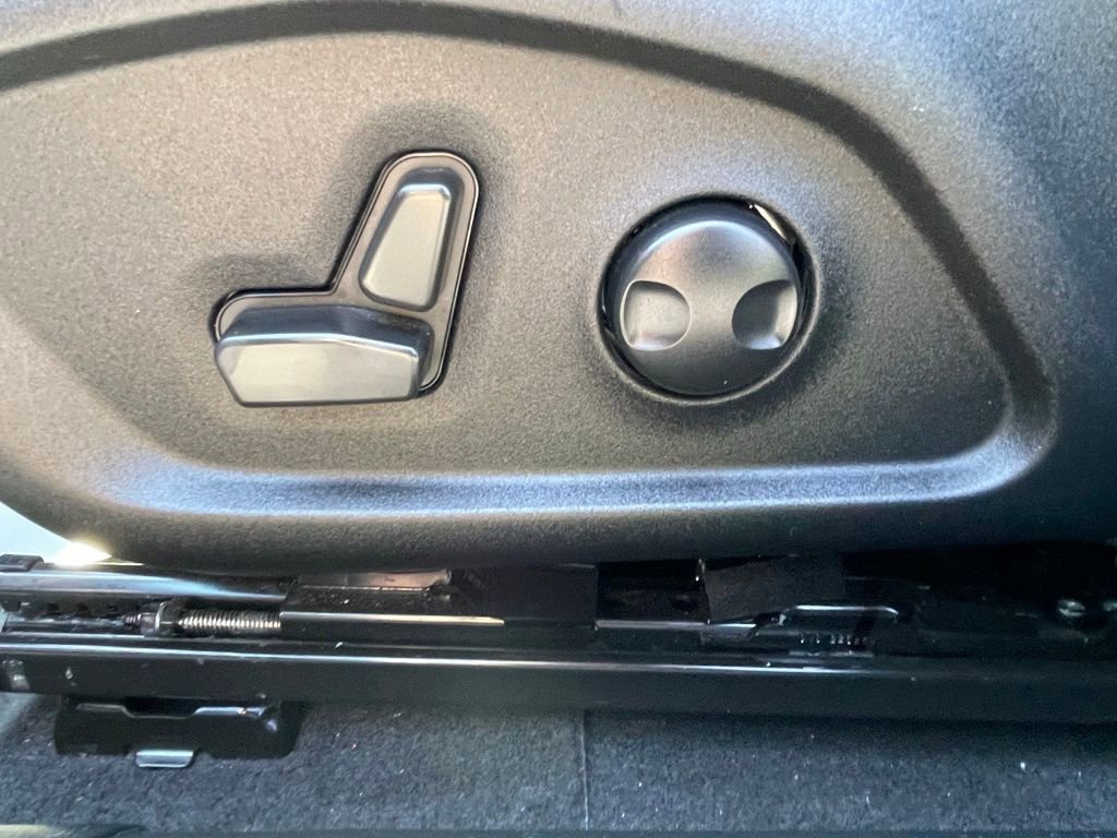 Used 2022 Jeep Compass Trailhawk w/ Trailhawk Elite Group AWD/4WD image 30