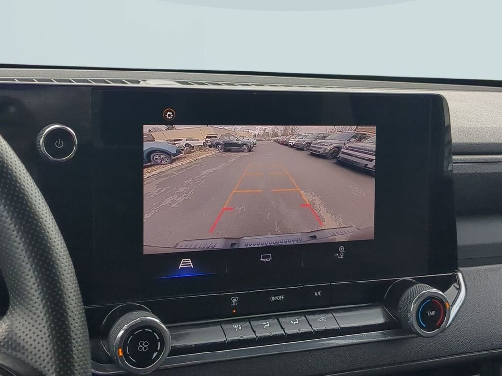 Used 2023 Chevrolet Colorado W/T image 19