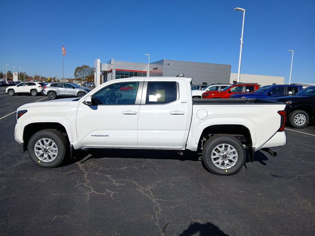 New 2025 Toyota Tacoma SR5 image 4