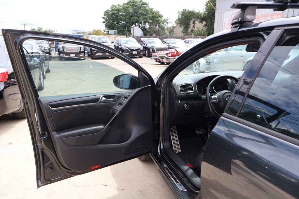 Used 2013 Volkswagen GTI Driver's Edition FWD image 20