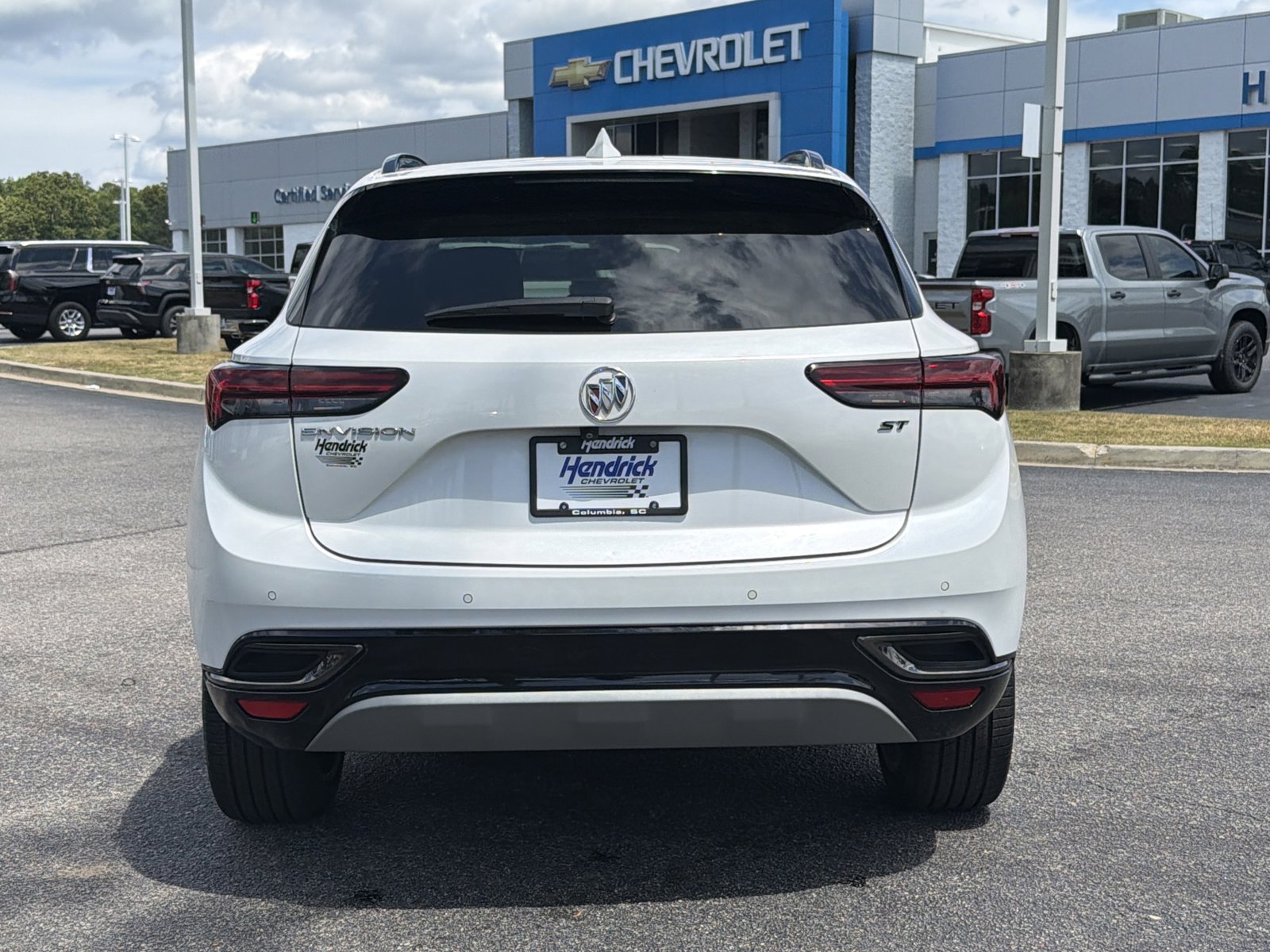 Used 2023 Buick Envision Essence w/ Sport Touring Package FWD image 14