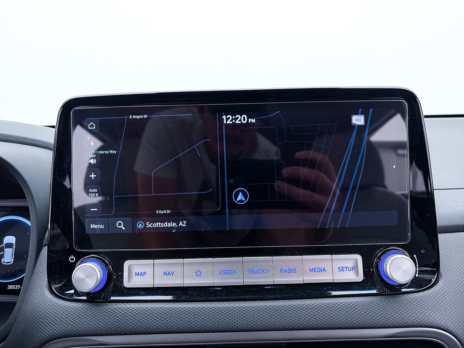 Used 2023 Hyundai Kona SEL FWD image 5