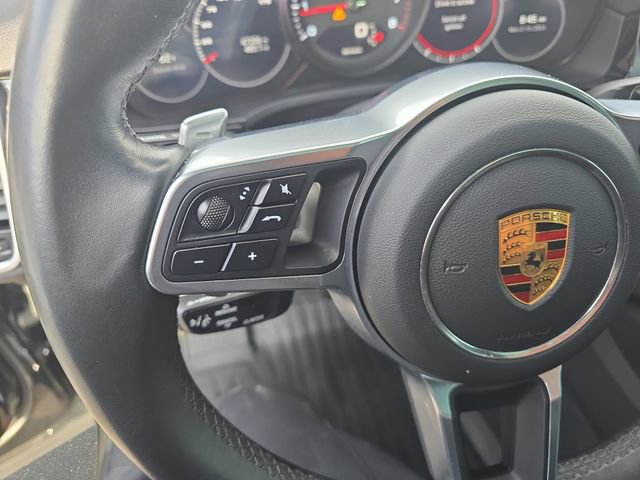 Used 2023 Porsche Cayenne Platinum Edition image 20