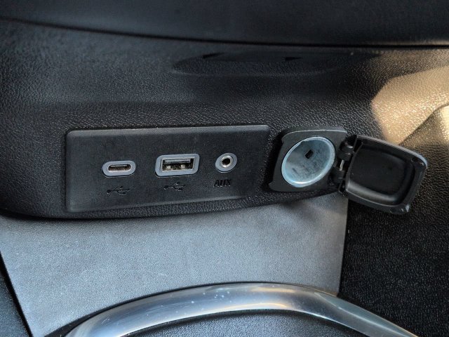 Used 2025 Chevrolet Malibu LT FWD image 20