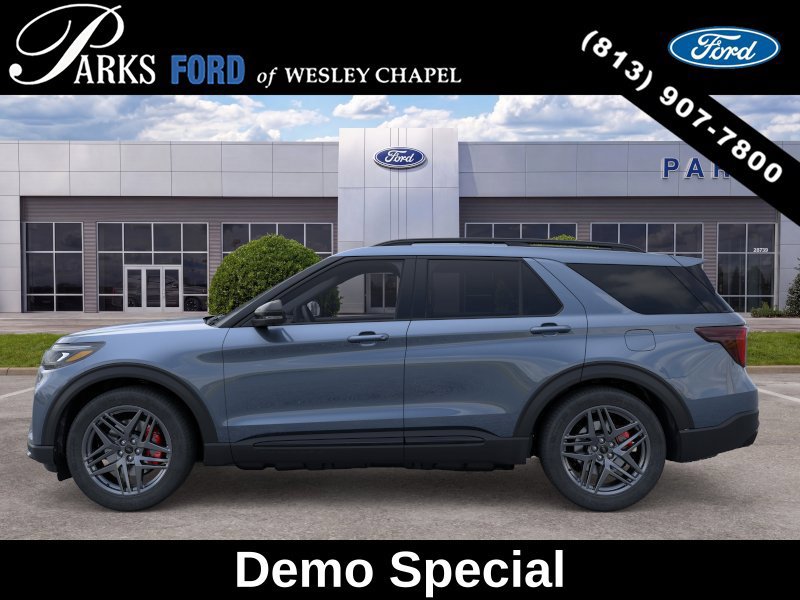 New 2026 Ford Explorer ST w/ Sun And Sound Package AWD/4WD image 3
