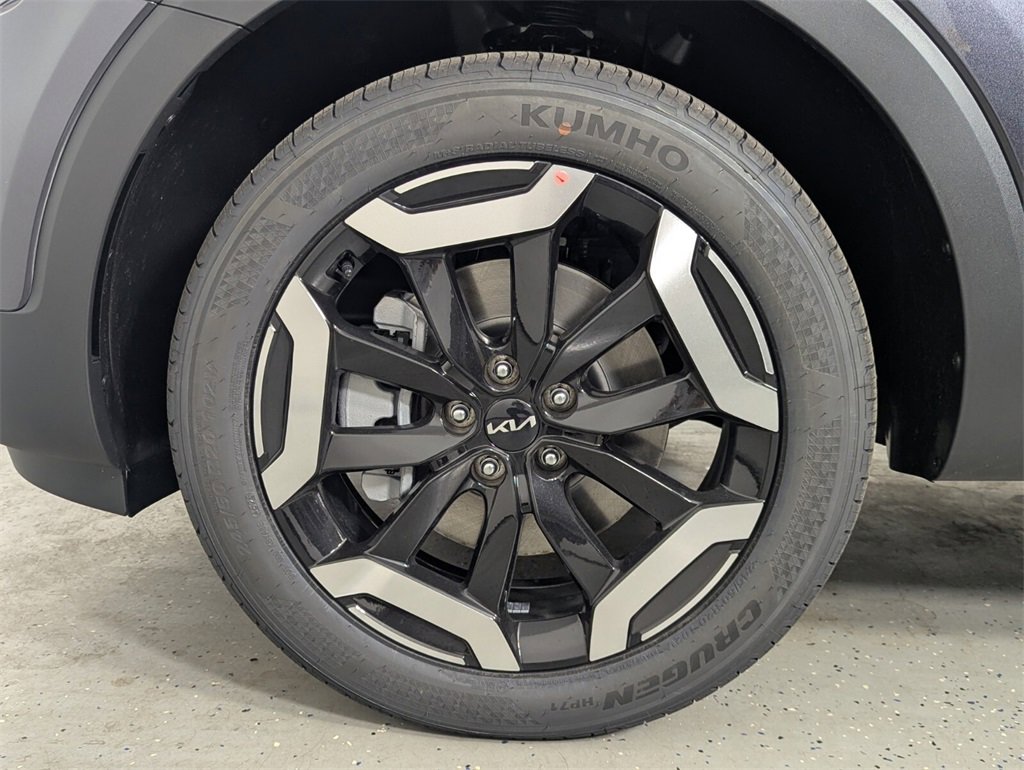 New 2025 Kia Telluride S image 9