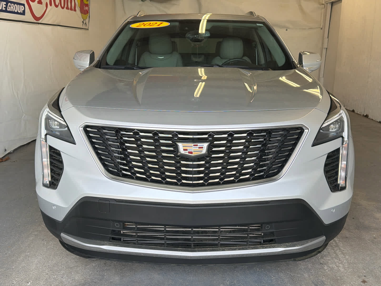 Used 2021 Cadillac XT4 Premium Luxury FWD image 3