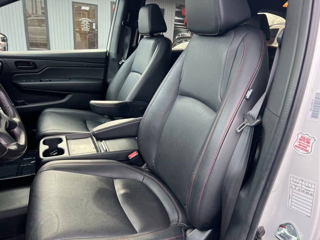 Used 2025 Honda Odyssey Sport-L image 10