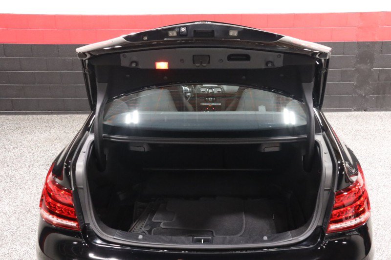 Used 2014 Mercedes-Benz E 550 Coupe image 31