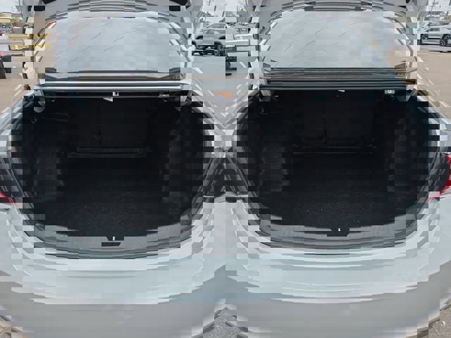 Used 2021 Chevrolet Malibu LT image 13