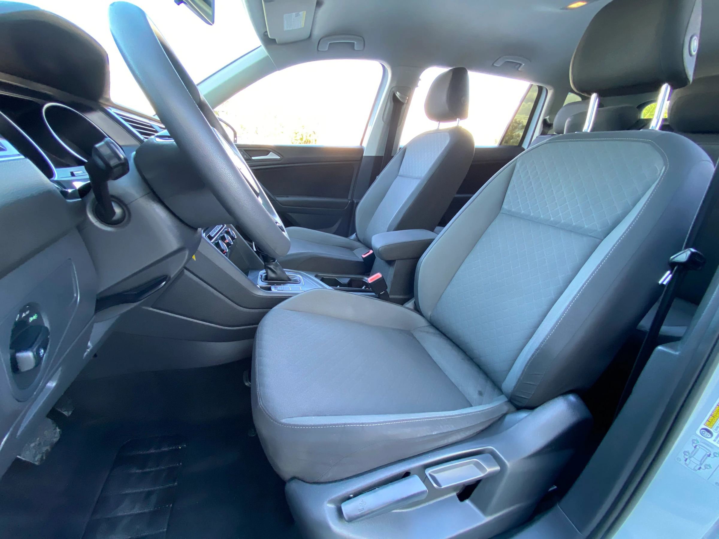 Used 2019 Volkswagen Tiguan S image 18