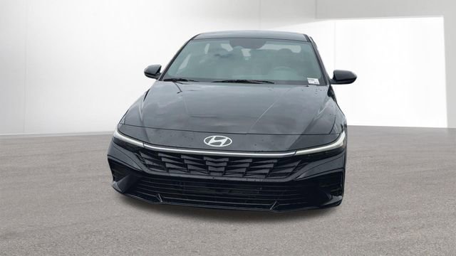 New 2026 Hyundai Elantra Sport image 3