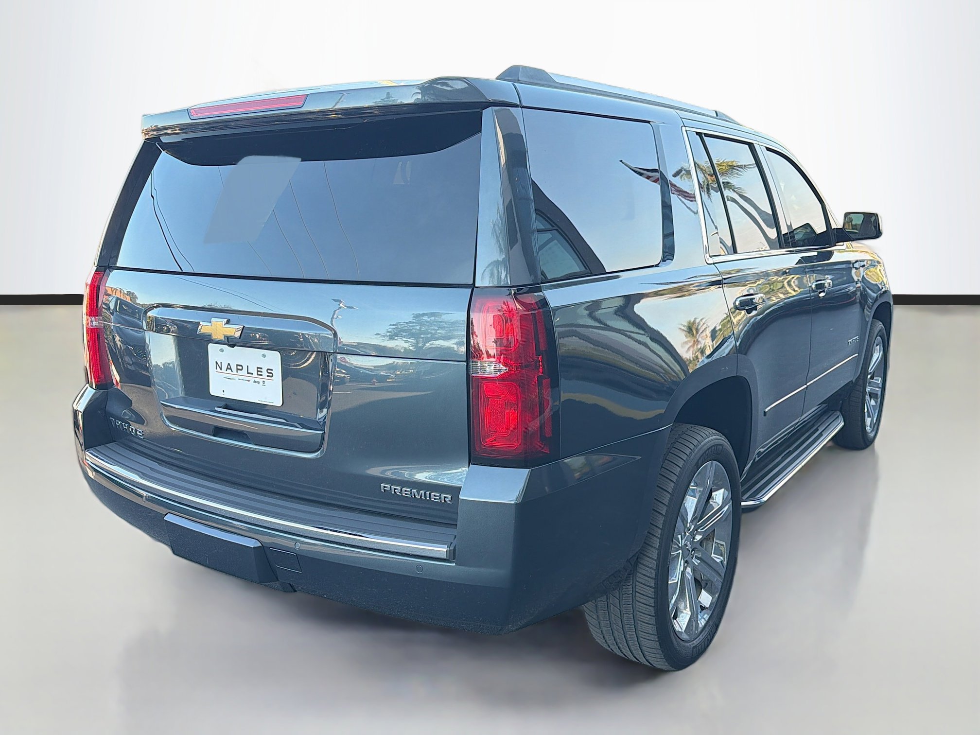 Used 2020 Chevrolet Tahoe Premier image 3