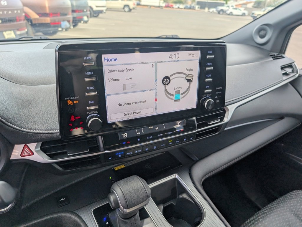 Used 2023 Toyota Sienna AWD image 18