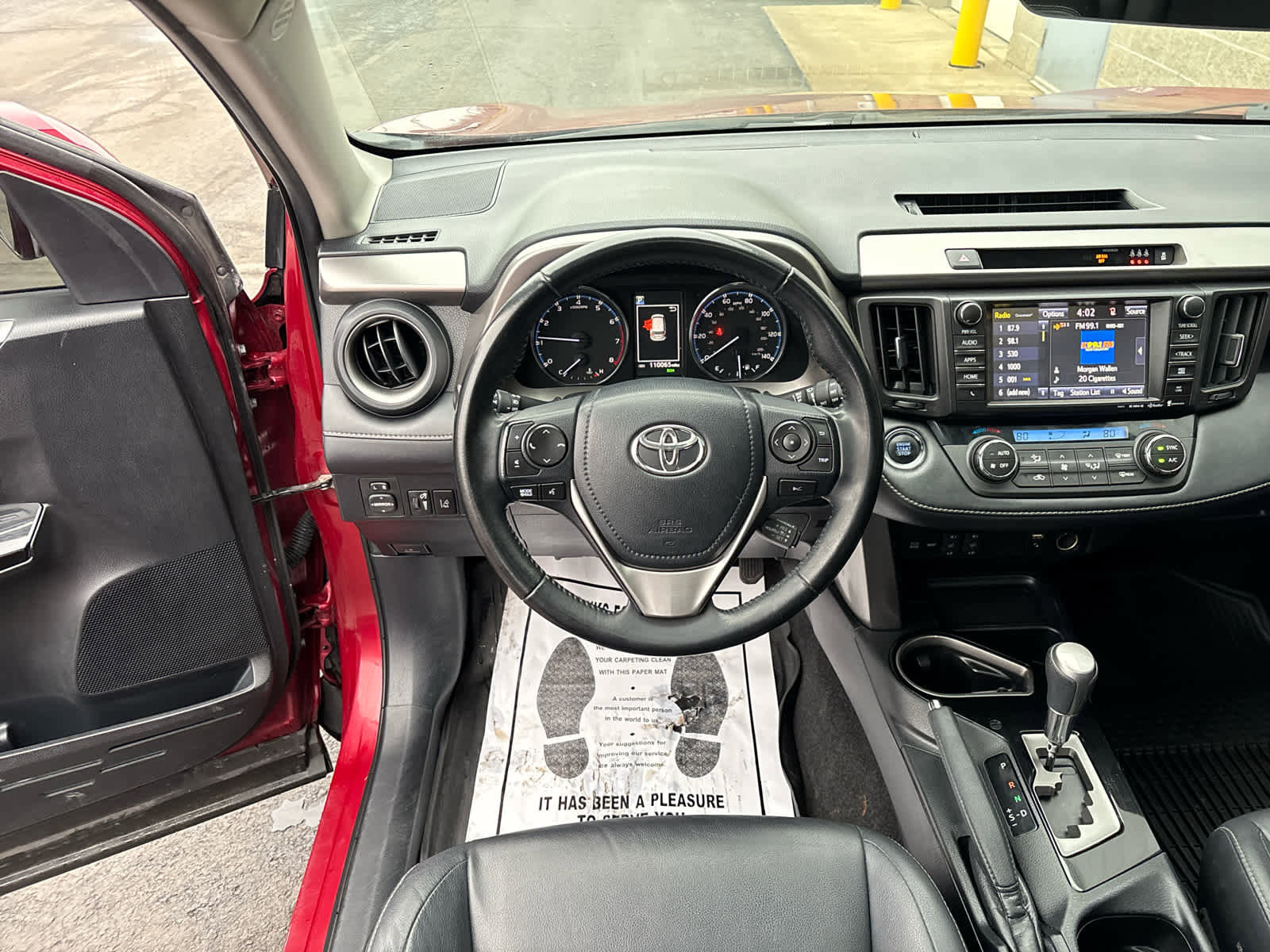 Used 2018 Toyota RAV4 Limited image 9