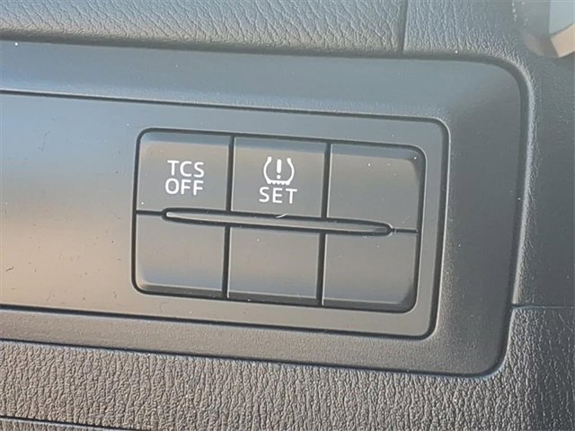 Used 2014 MAZDA CX-5 Sport w/ Bluetooth Audio Package image 16