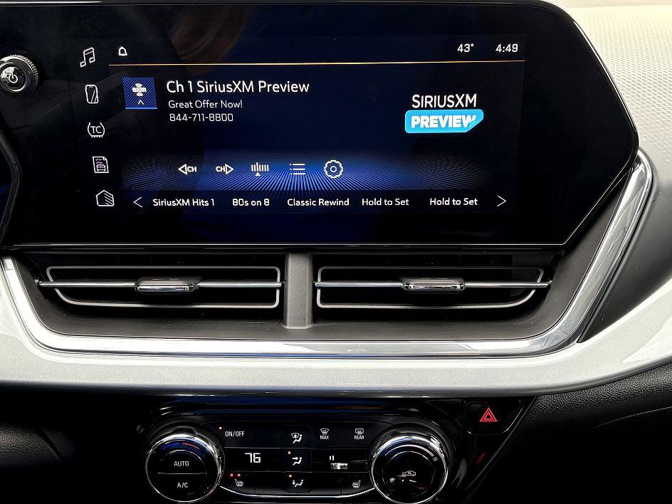 Used 2025 Chevrolet Trax LT w/ Driver Confidence Package image 22