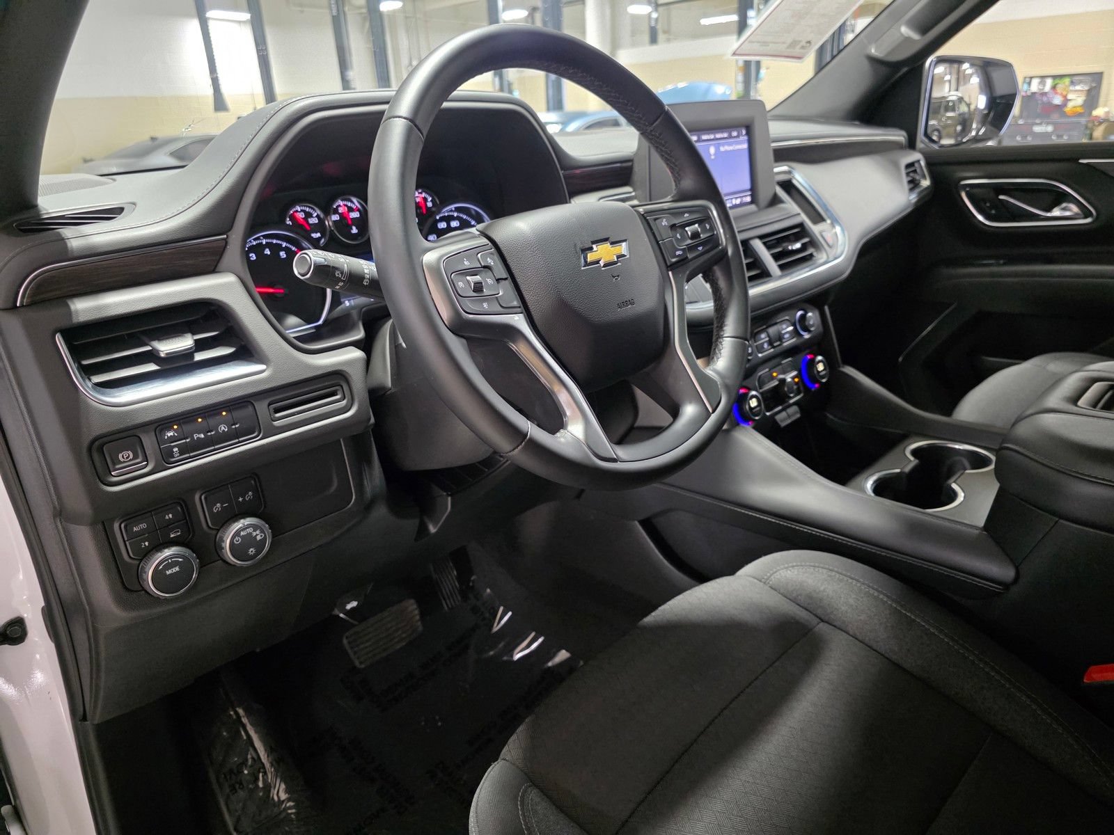 Used 2024 Chevrolet Suburban LS w/ Driver Alert Package AWD/4WD image 27