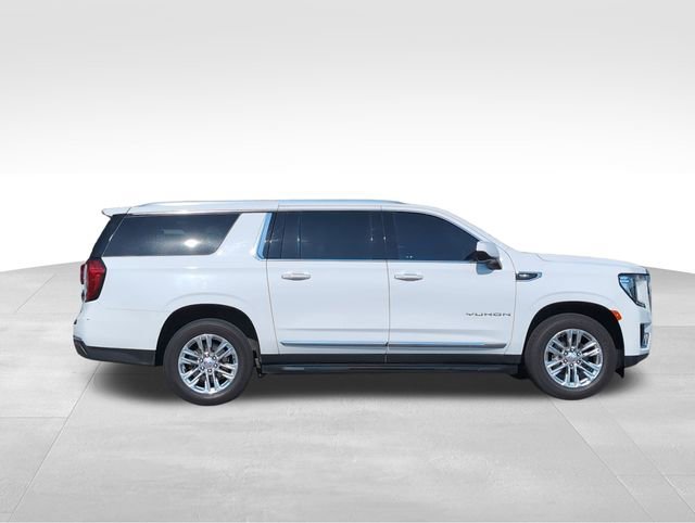 Used 2024 GMC Yukon XL SLT image 3