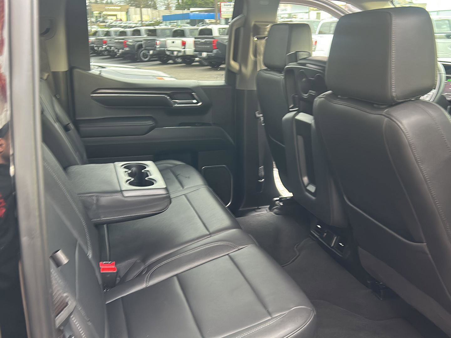 Used 2024 GMC Sierra 1500 SLT image 24