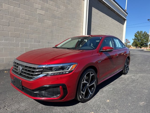 Used 2020 Volkswagen Passat 2.0T R-Line image 4