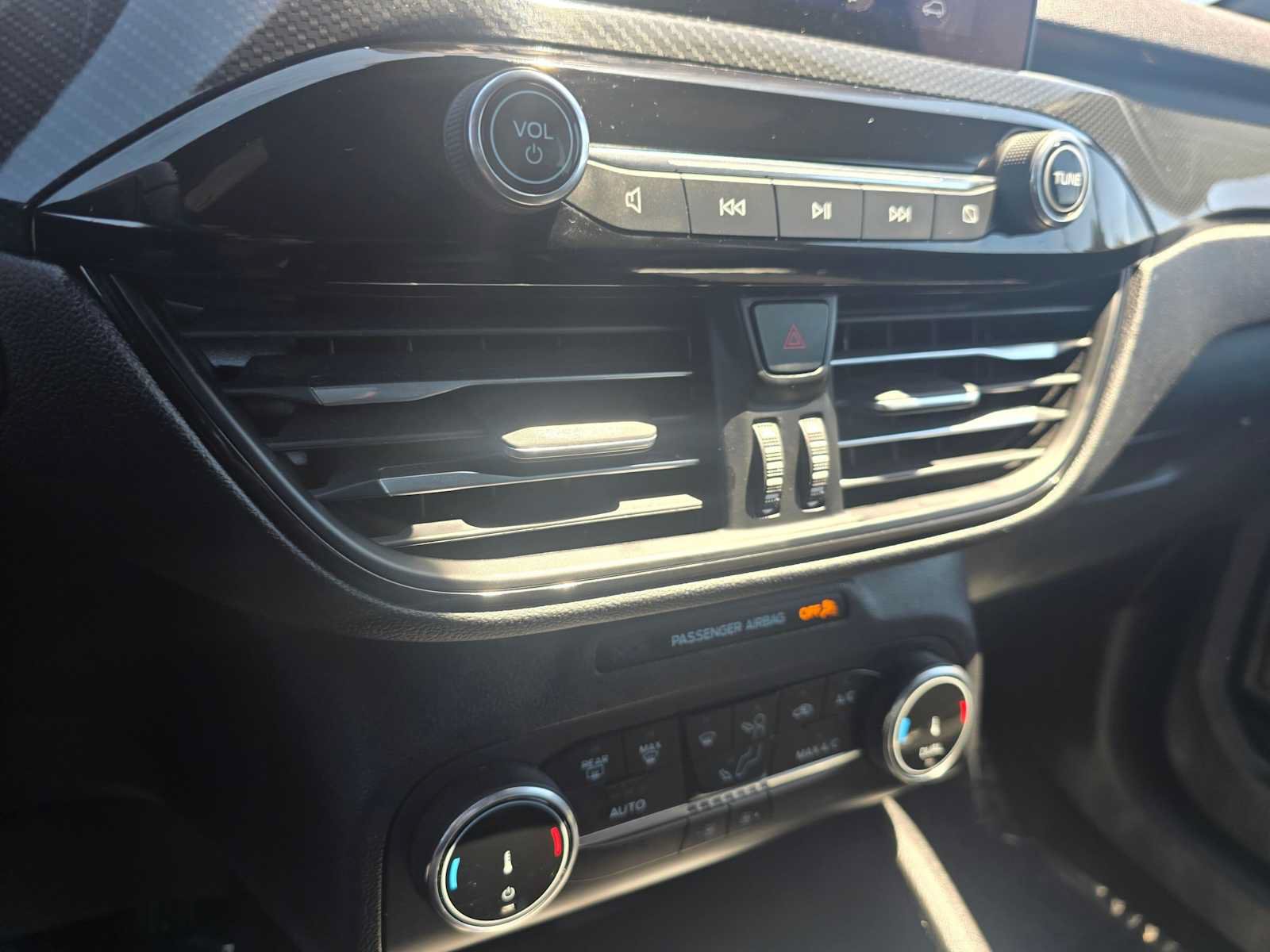 Used 2025 Ford Escape ST-Line FWD image 28