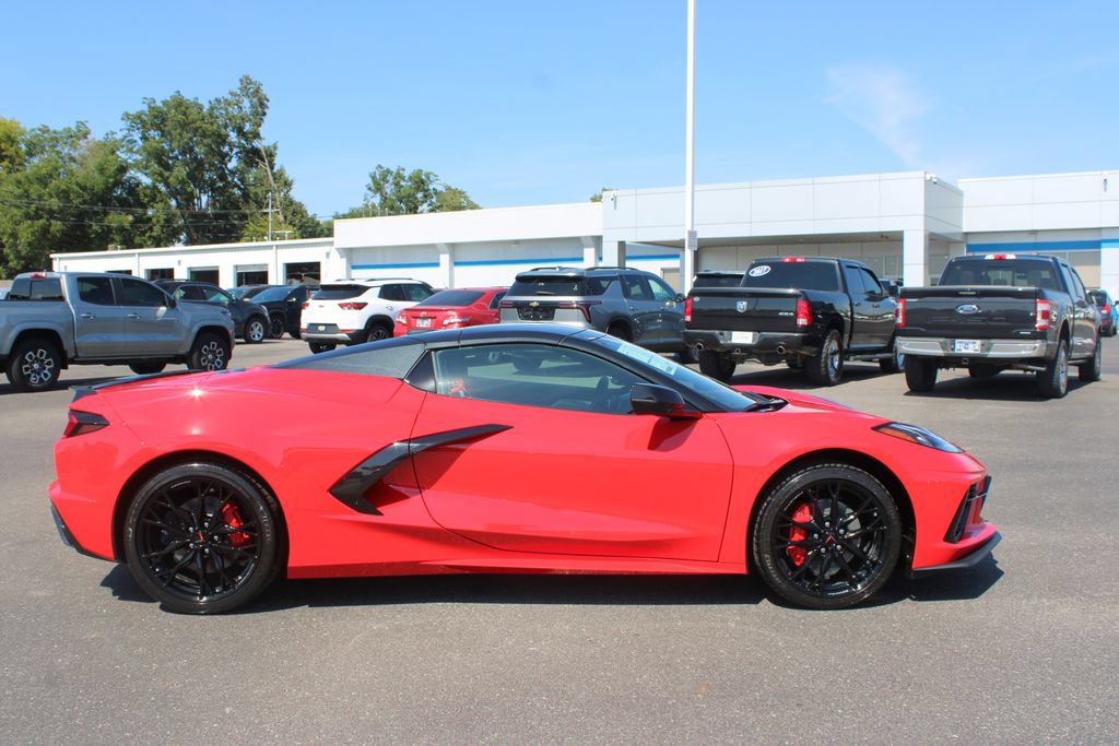 New 2027 Chevrolet Corvette Stingray Convertible w/ Battery Protection Package RWD image 11