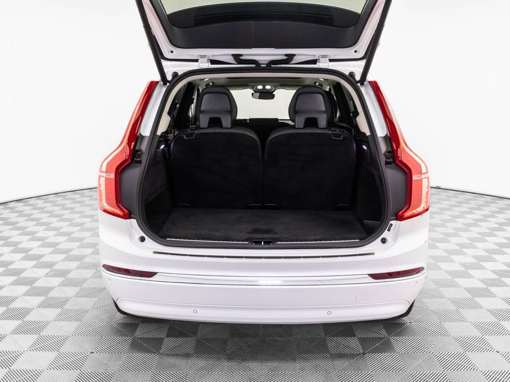 Used 2024 Volvo XC90 T8 Plus image 34