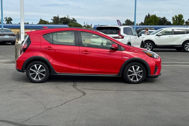 Used 2019 Toyota Prius C FWD image 3