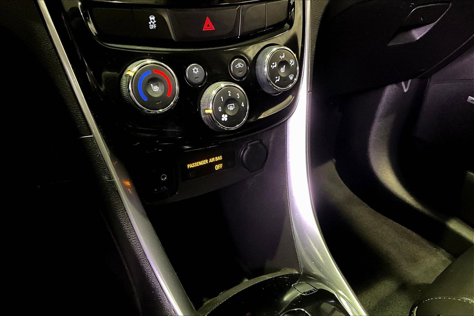 Used 2017 Chevrolet Trax Premier FWD image 15