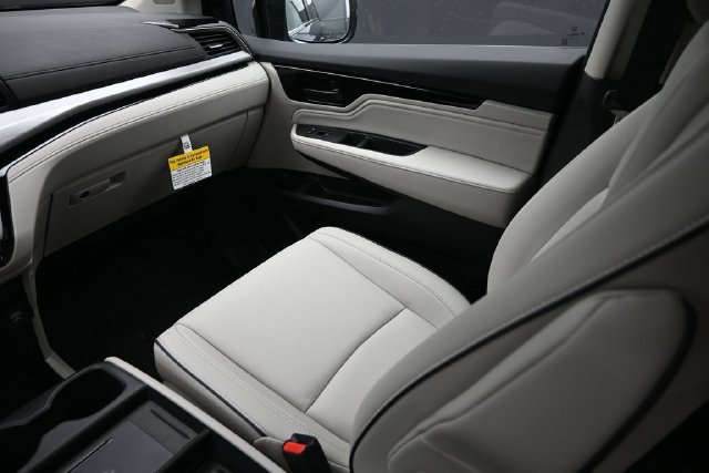 New 2027 Honda Odyssey Touring image 11