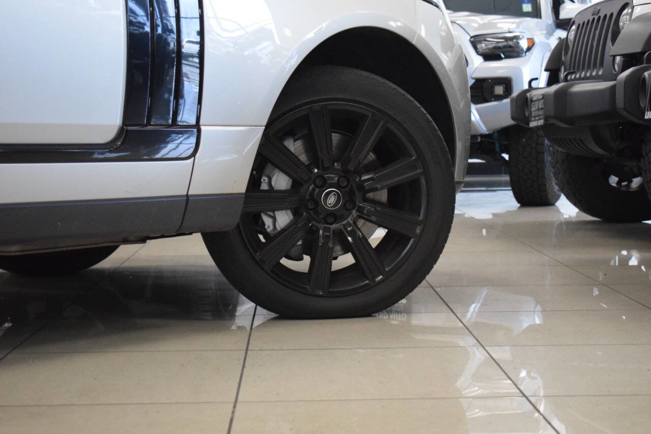 Used 2017 Land Rover Range Rover Supercharged image 33