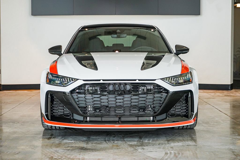 Used 2025 Audi RS 6 performance AWD/4WD image 2