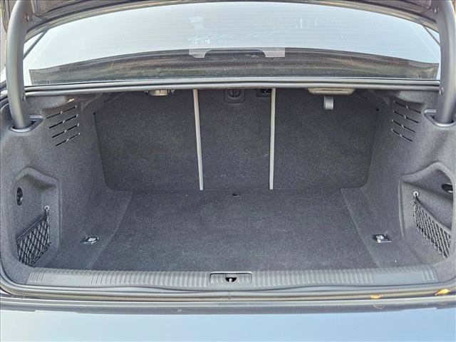 Used 2022 Audi A4 2.0T Premium Plus w/ Premium Plus Package AWD/4WD image 6