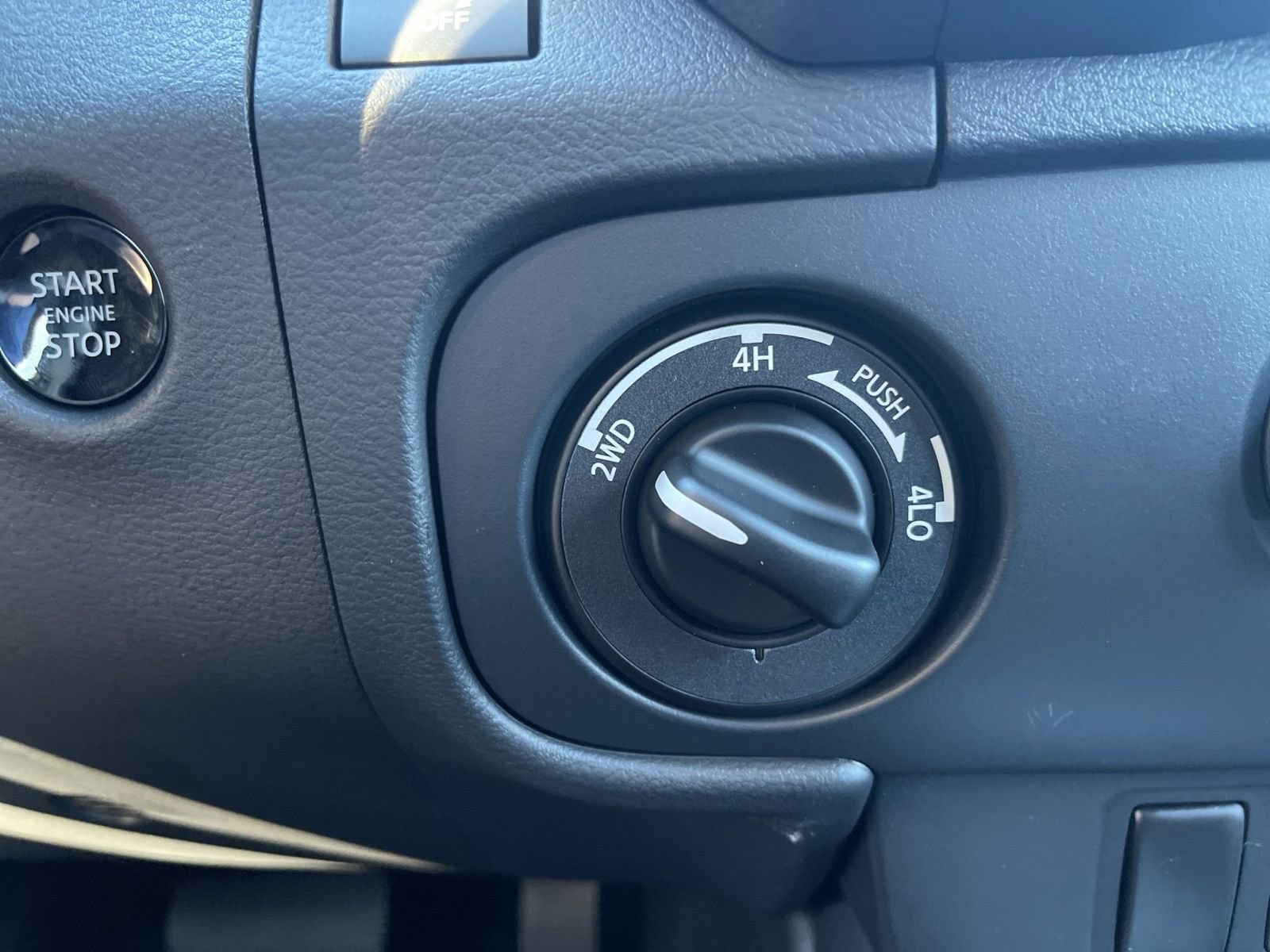 New 2026 Nissan Frontier SV w/ Tow Package image 25