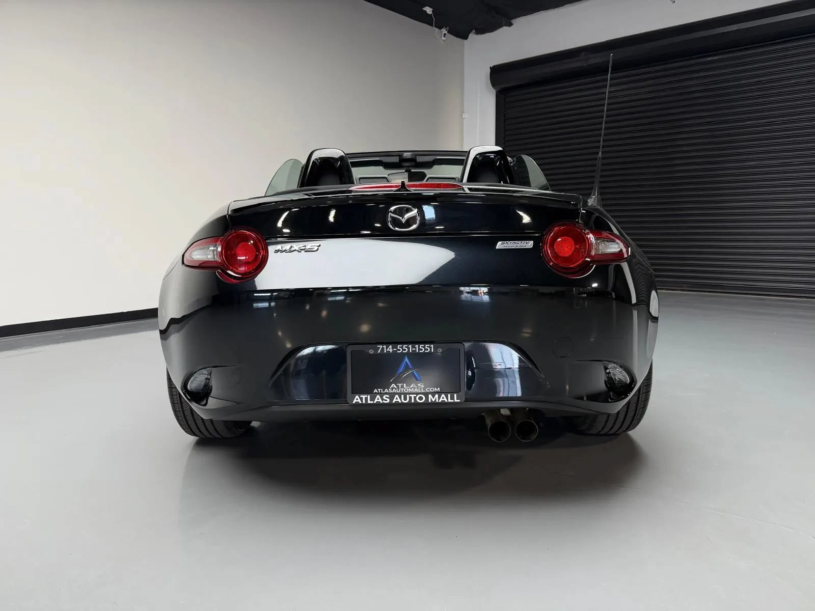 Used 2016 MAZDA MX-5 Miata Club RWD image 5