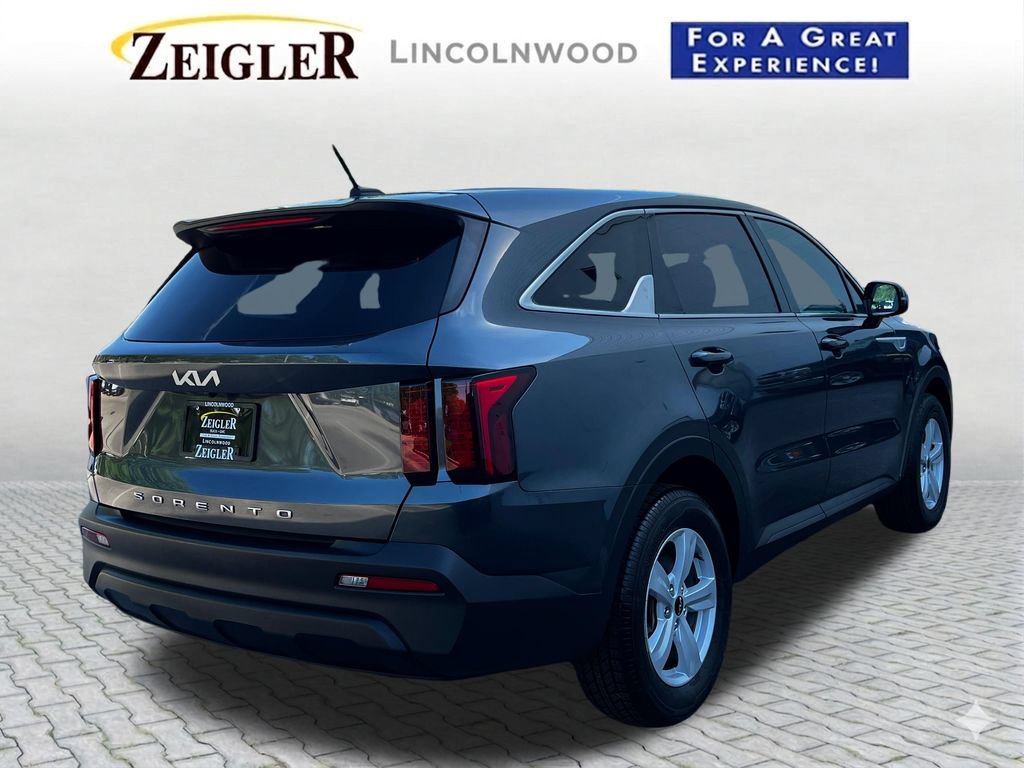 Used 2022 Kia Sorento LX FWD image 6