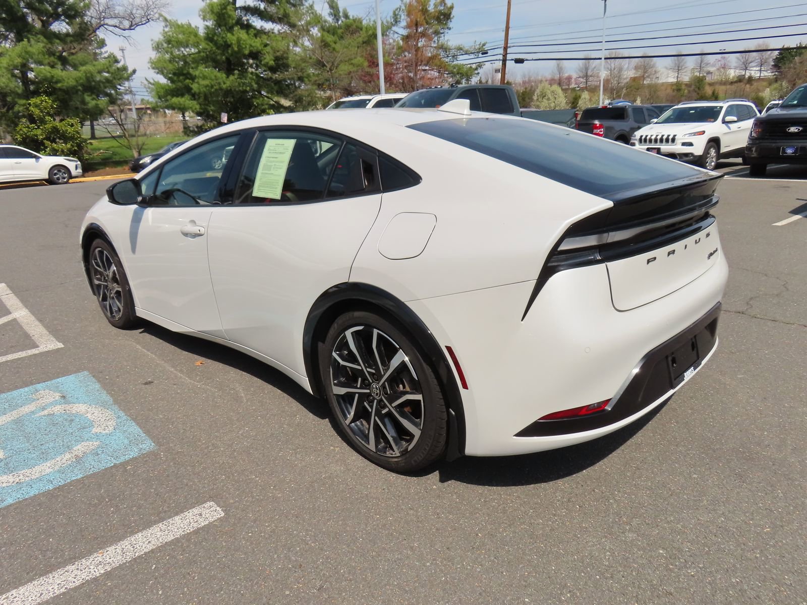 Used 2023 Toyota Prius Prime XSE Premium image 7
