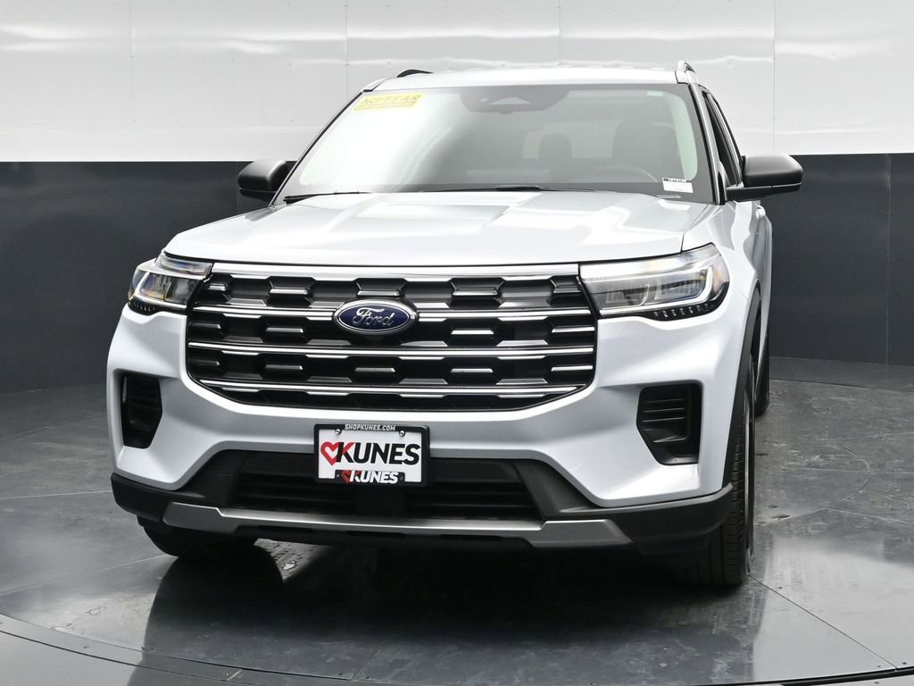 New 2026 Ford Explorer Active image 7