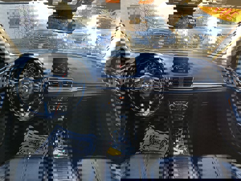 Used 2018 MAZDA MAZDA3 Touring image 12