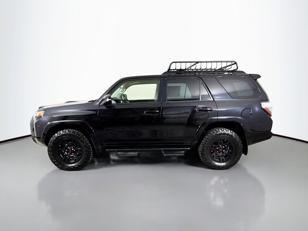 Certified 2021 Toyota 4Runner Venture w/ Moonroof Package AWD/4WD image 4