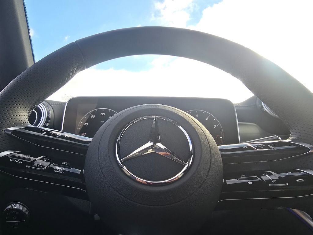 New 2026 Mercedes-Benz GLC 300 4MATIC image 27