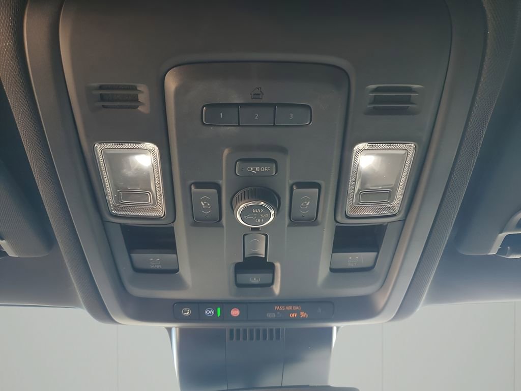 Used 2023 Chevrolet Tahoe RST w/ Luxury Package image 43