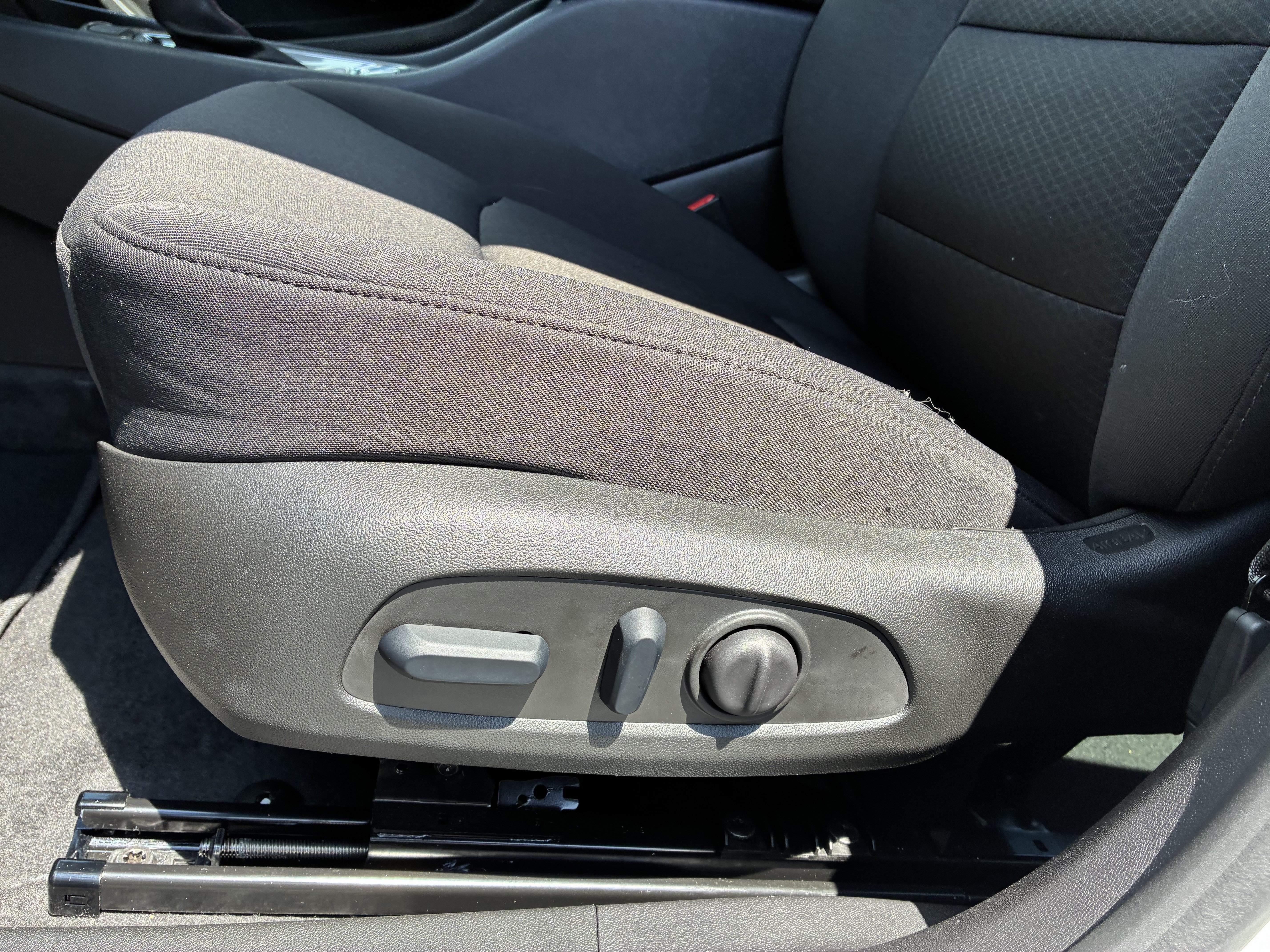 Used 2025 Chevrolet Malibu RS FWD image 24