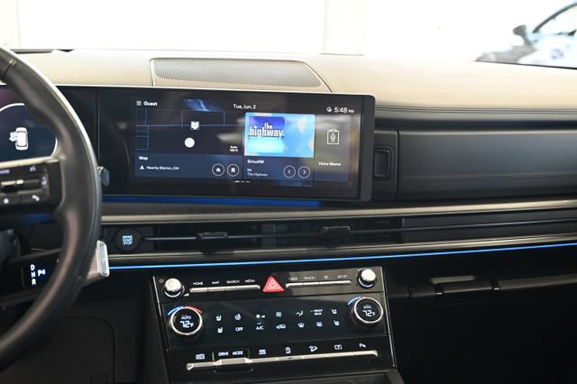 Used 2024 Hyundai Santa Fe Calligraphy AWD/4WD image 15