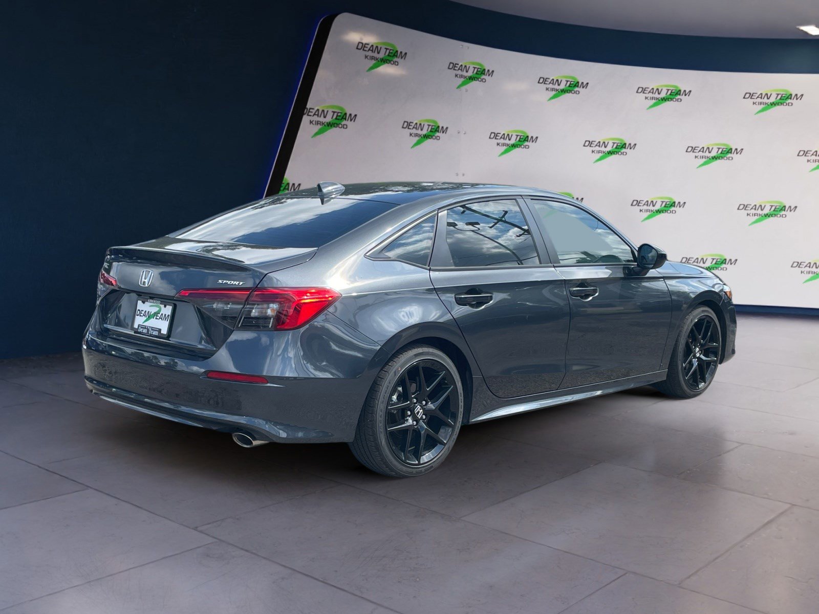 Used 2024 Honda Civic Sport image 4